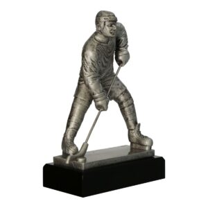 Prestiżowa statuetka hokejowa RFST3032/S - figurka przedstawia hokeistę podczas gry